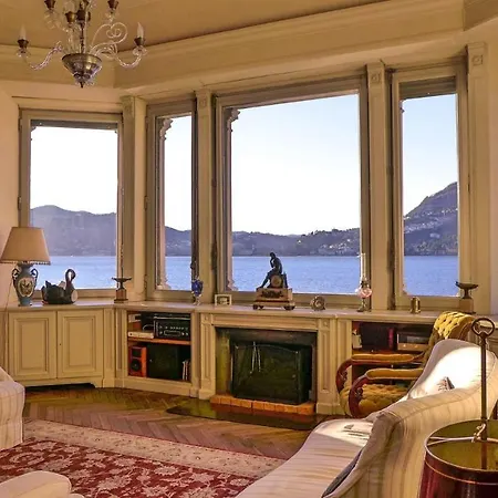 Sleeps 14 Pool Air Con Wifi